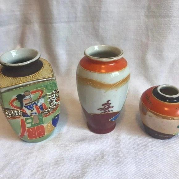Vintage Made in Japan Mini Decorative Vases 3 pieces lot collection - Picture 5 of 5